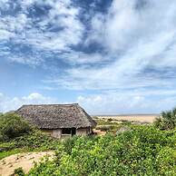 Kizingo Beach Eco Lodge