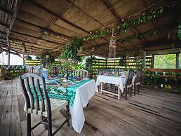 Kizingo Beach Eco Lodge