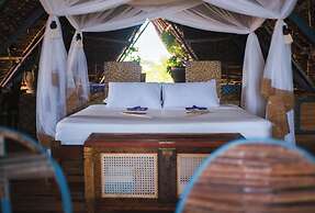 Kizingo Beach Eco Lodge