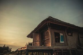 Kizingo Beach Eco Lodge