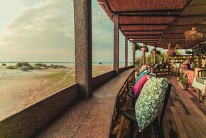 Kizingo Beach Eco Lodge