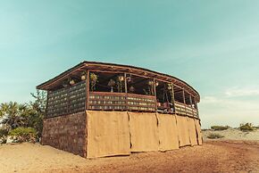 Kizingo Beach Eco Lodge