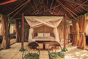 Kizingo Beach Eco Lodge