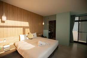 Hua B&B