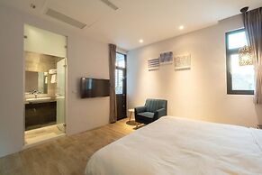 Hua B&B