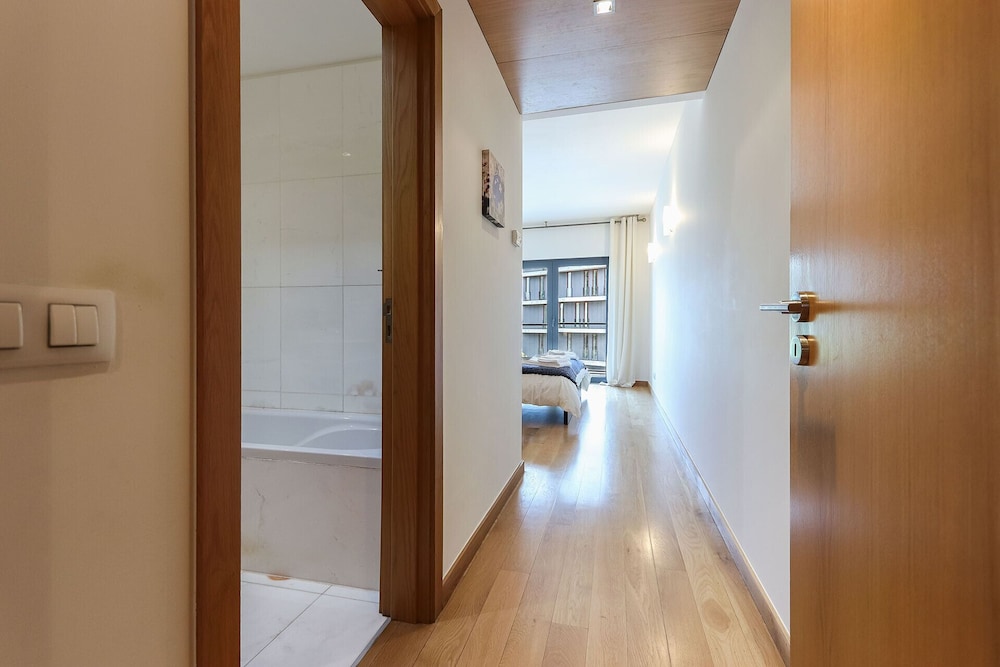 Expo Premium by Homing