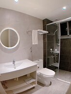 Shine Residence