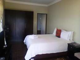 Mmakosha Lodge