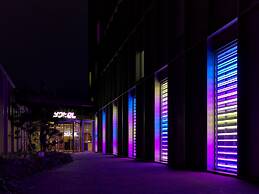 YOTEL Amsterdam
