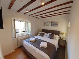 The Suites at Central Split