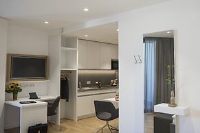 7 Hotel & Boardinghouse