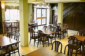 The Medicine Hat Villa