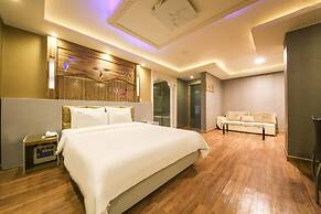 Bobos Hotel