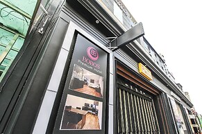 Bobos Hotel