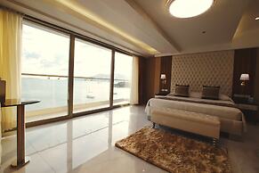 Central Park Reef Resort