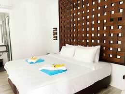 Alegria Water Front Beach House