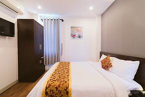 Gold Time Hotel