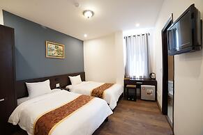 Gold Time Hotel
