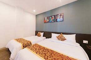 Gold Time Hotel