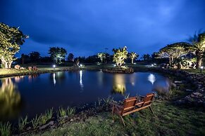 Oakra Resort