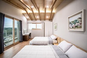 Oakra Resort