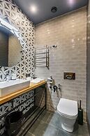 Apart104 Center