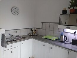 After8 B&B