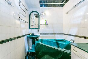Apartment on Trubnaya