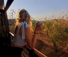 Ndhula Luxury Tented Lodge