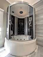 Moonriver Guesthouse