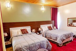 Ezra boutique villa