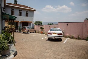 Ezra boutique villa