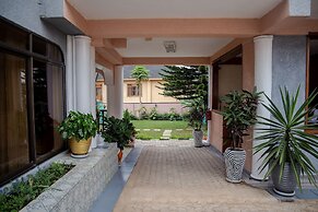 Ezra boutique villa