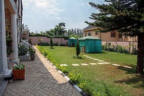 Ezra boutique villa