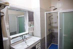 Ezra boutique villa