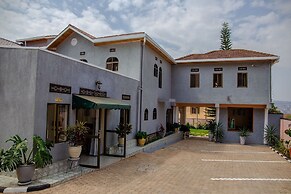 Ezra boutique villa