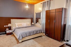 Ezra boutique villa