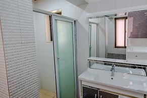 Ezra boutique villa