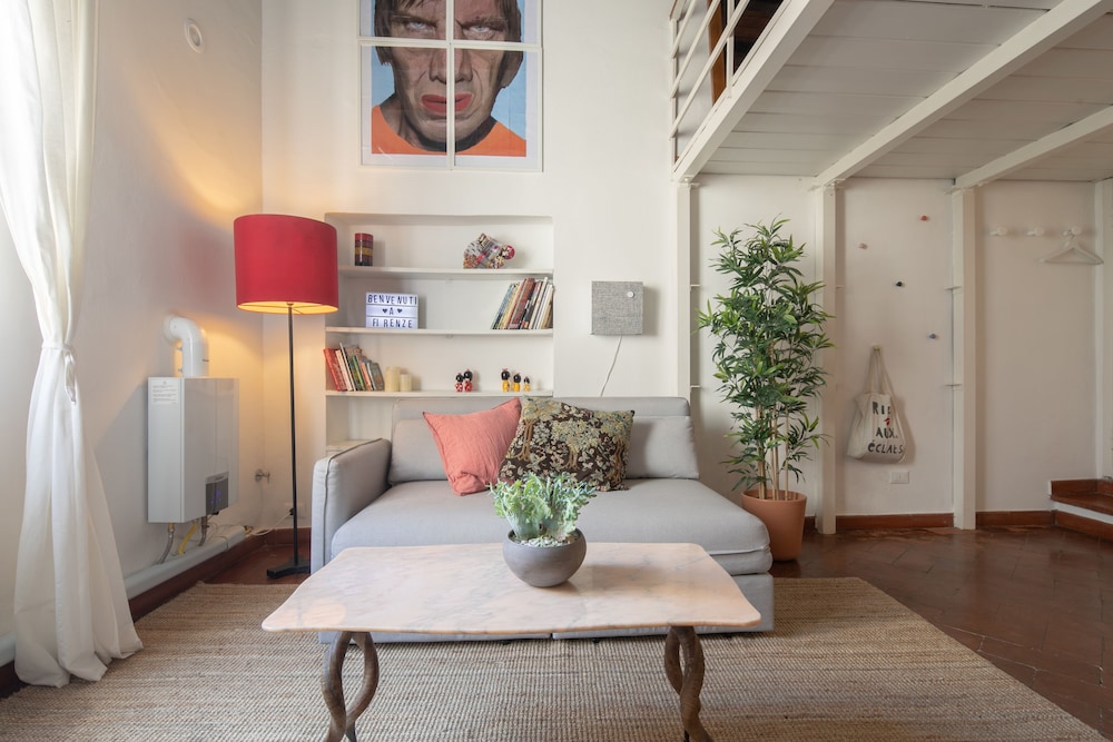 Serragli Loft by Mmega
