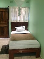Kuta Way Lodge