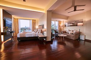 Royale Exotica