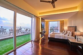 Royale Exotica