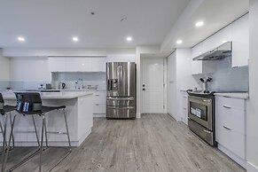 Private Luxurious Suite for Beach Getaway