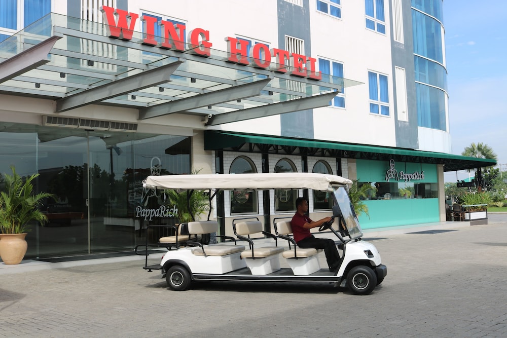 Wing Hotel Kualanamu Airport