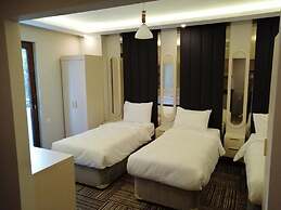 Alya Suite Residence