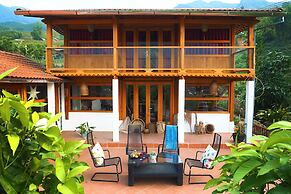 Lucky Daisy Buffalo House