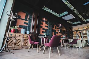 Konyak Hotel
