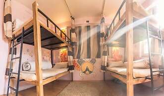 Wanderthirst Hostel