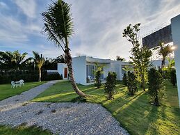 Meet Boutique Resort