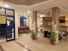 Canary Hotel